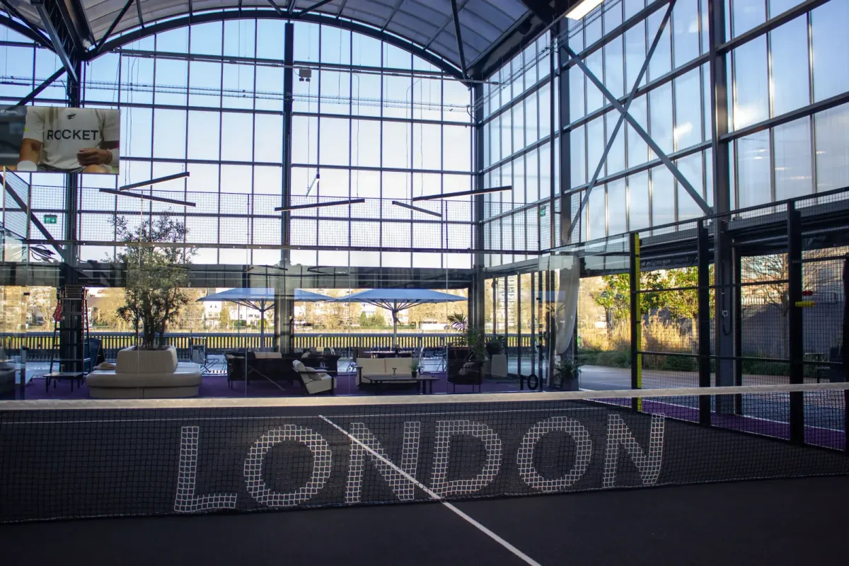 Best Padel Courts & Clubs in London [2025 Guide] 🇬🇧